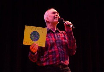Raffi during a conert in New York City on Concert April 28th, 2013. (Photo: Moms Clean Air Force/CC BY-NC-SA 2.0)